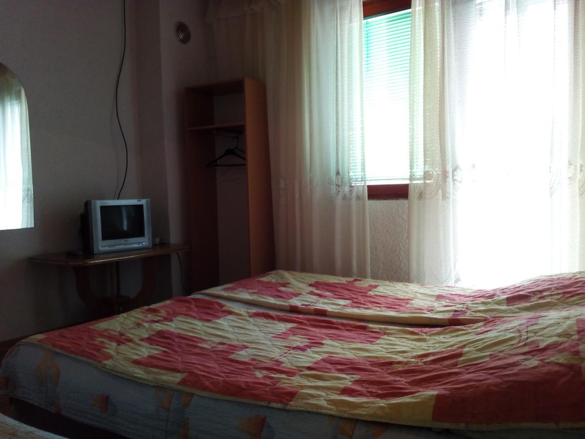 Guest House Hristiva Ohrid Esterno foto